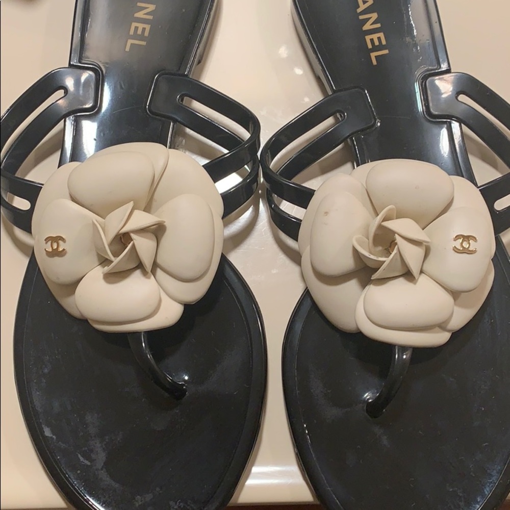 Chanel Black Cream Camellia jelly sandals size 38